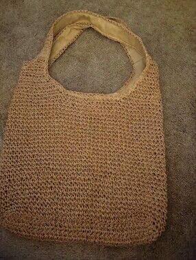 NWT Hecho a Mano Handcrafted Woven Straw Tote Bag Natural Beach Purse